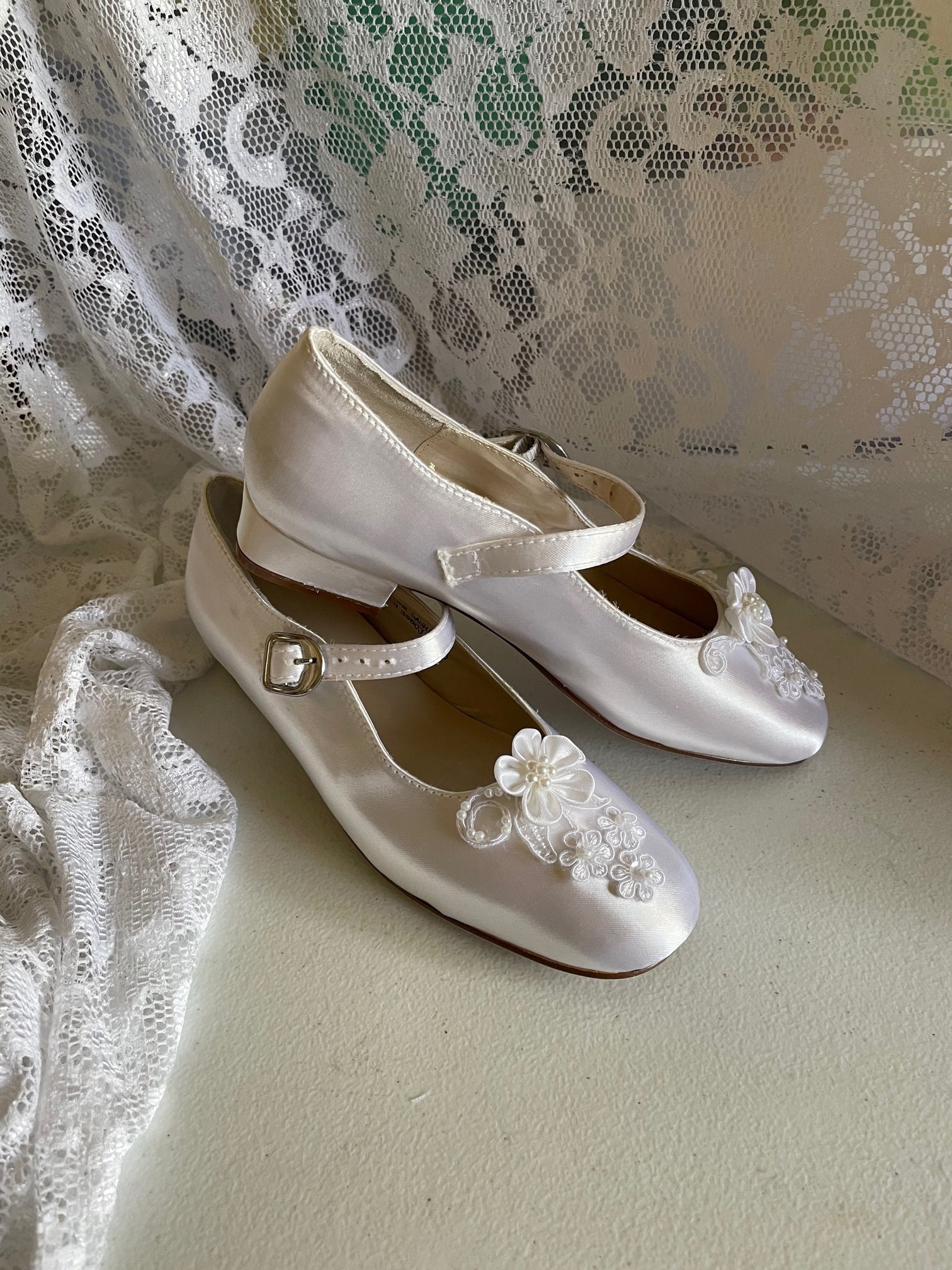 Communion shoes hotsell with pearls