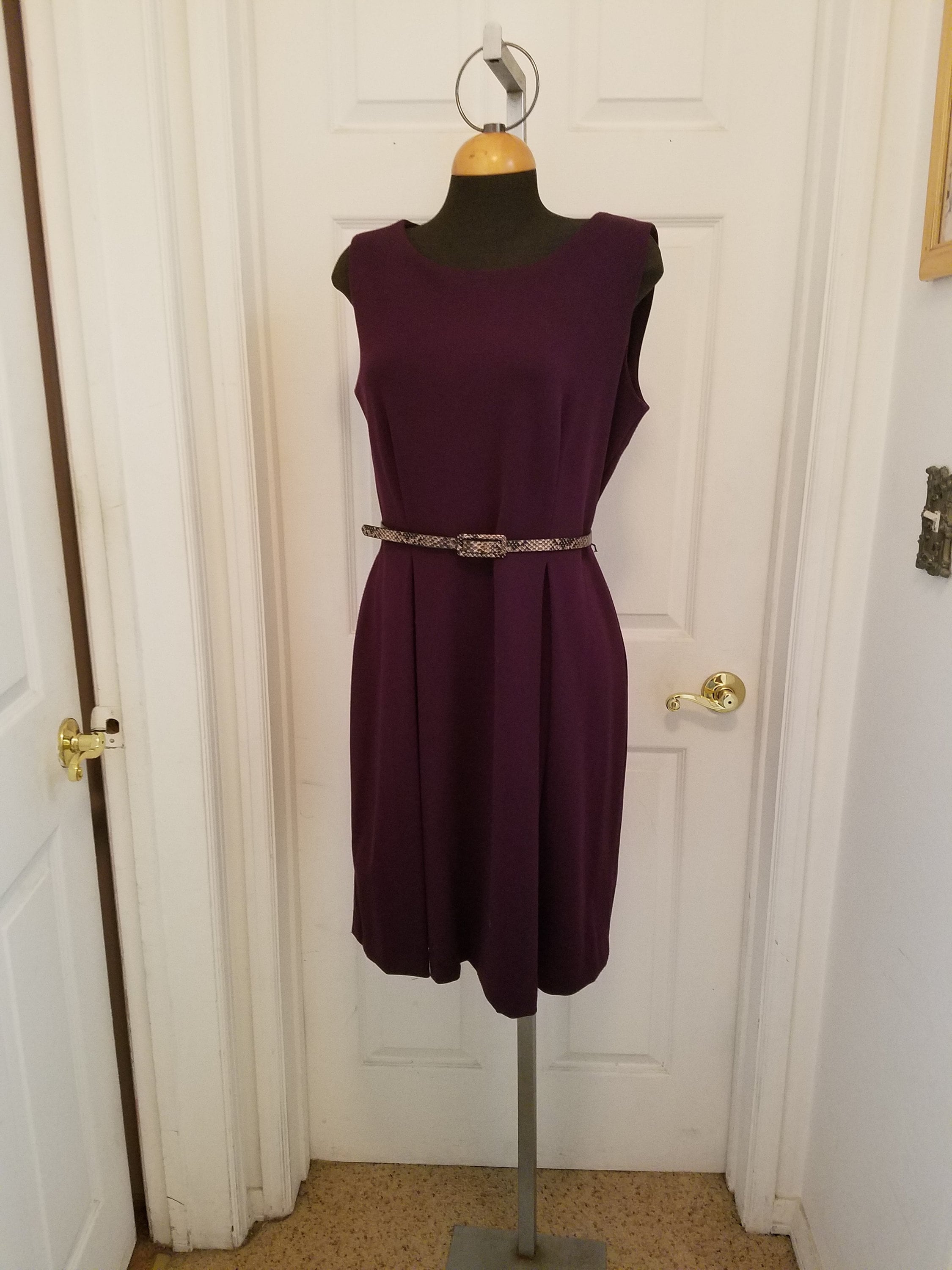 Dress Burgundy Short Dressy Dress Calvin Klein Dress Sleeveless Pleaded,  Great Fit Size 12 Belt Included - Etsy