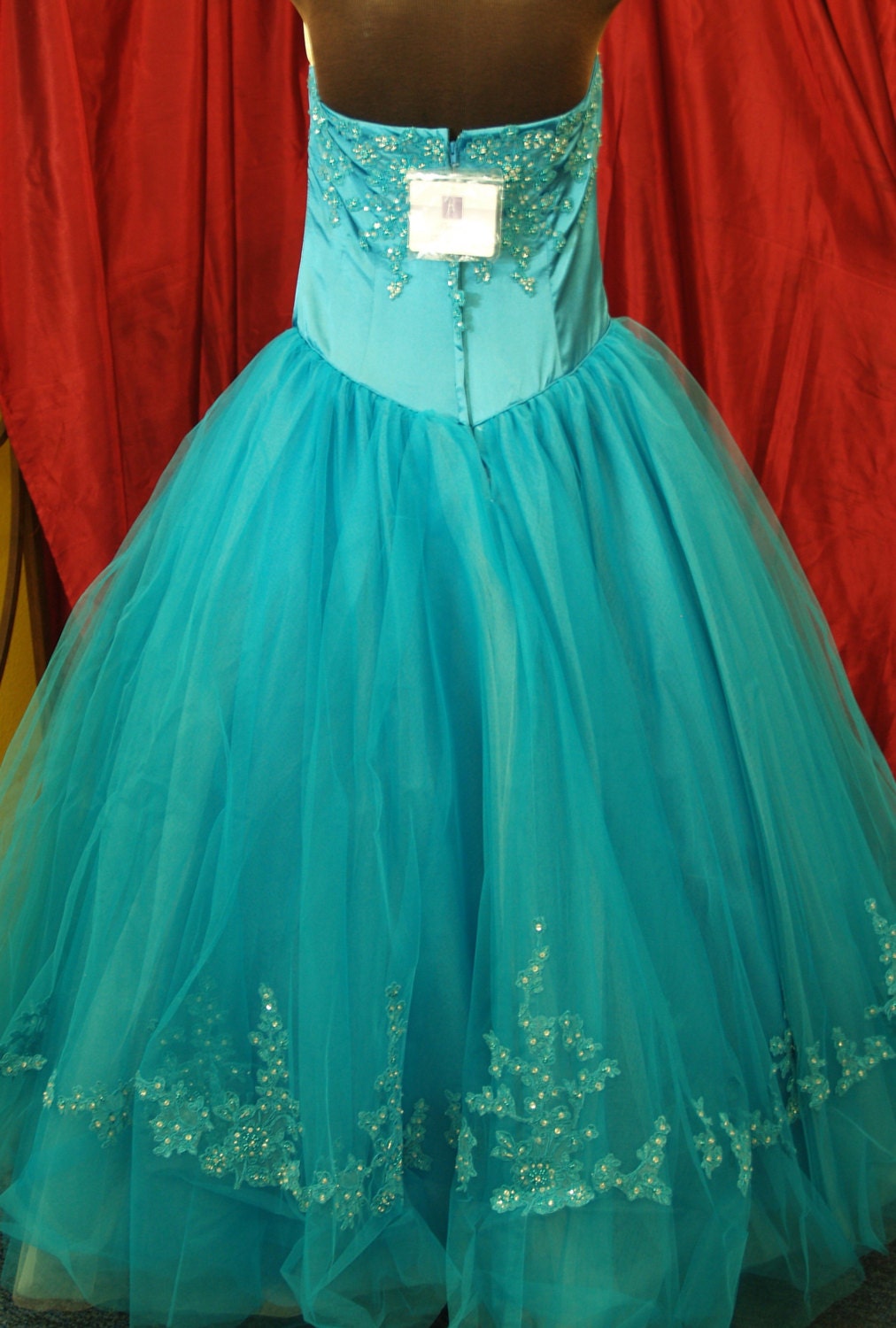 ターコイズ ビーズ装飾 ドレス