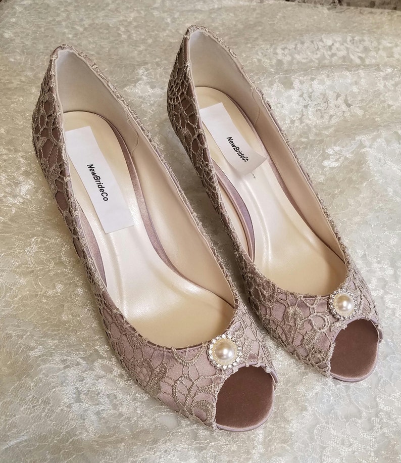 taupe womens dress shoes