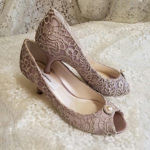 taupe bridesmaid shoes