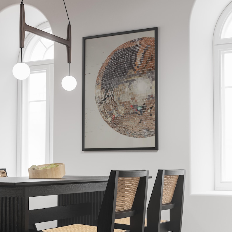Grote kunst aan de muur discobal, moderne statementprint, oversized minimale poster, hedendaags glamourdecor, neutrale abstracte muurkunst, DIGITALE KUNST afbeelding 3