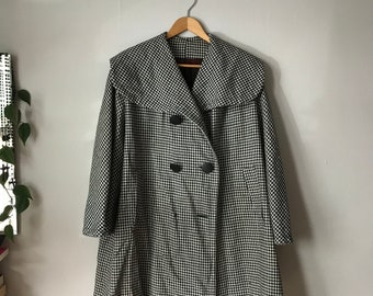 Vintage Houndstooth Black & White Coat