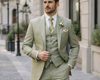 メンズ セージグリーン スリーピーススーツ – 高級仕立ての結婚式やフォーマルな装いのギフト