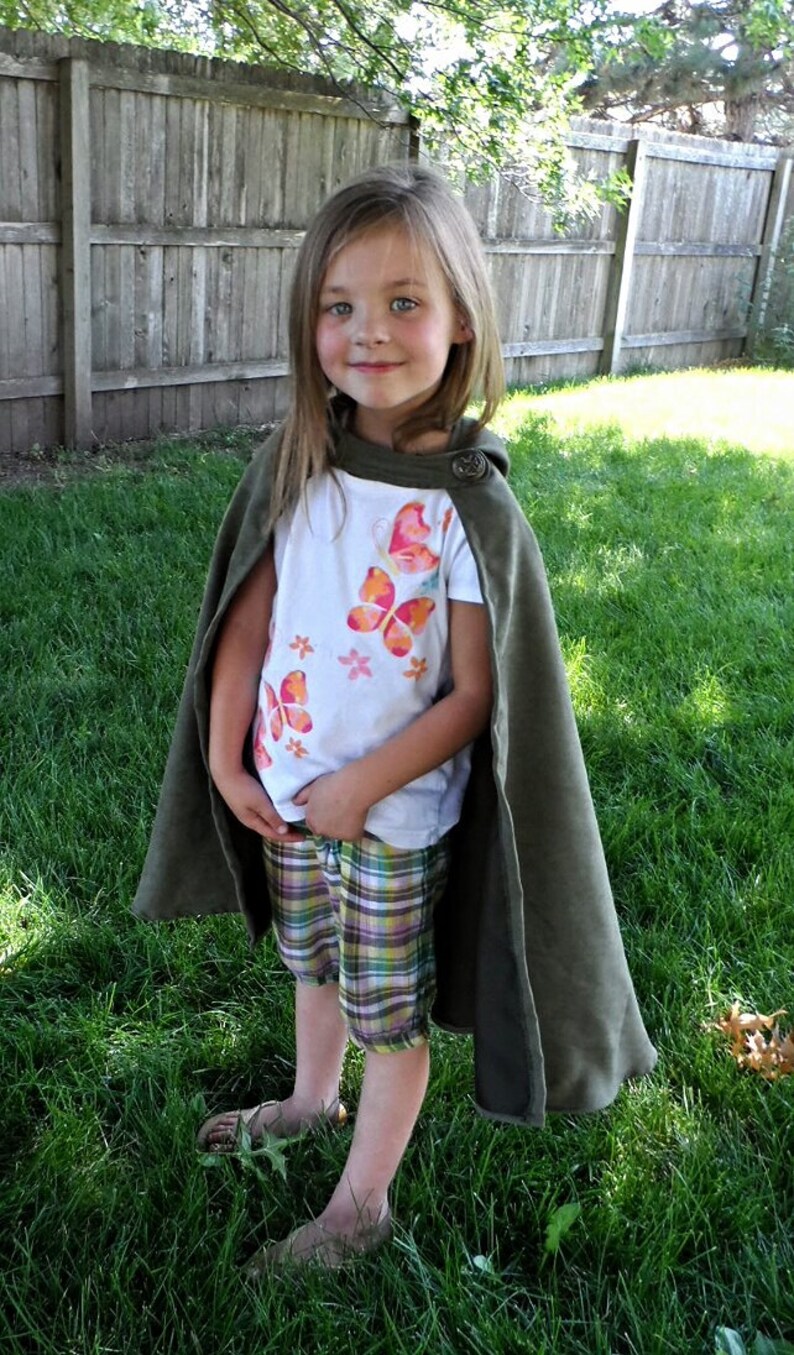 Prince Frozen Elf witch Wizard 27 Children/'s Traveler Fancy microsuede Cape Cloak Custom