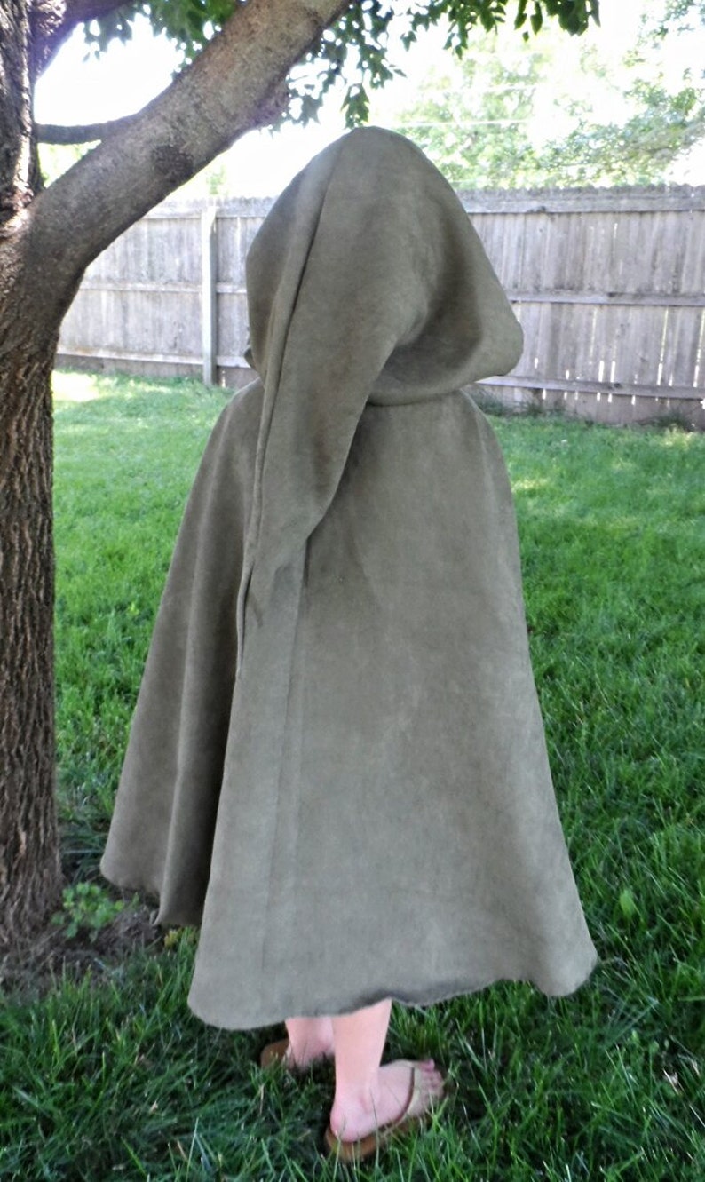 Prince Frozen Elf witch Wizard 27 Children/'s Traveler Fancy microsuede Cape Cloak Custom