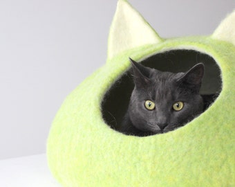 Cat bed cave. Cat house from natural wool.  Chartreuse green pet bed.