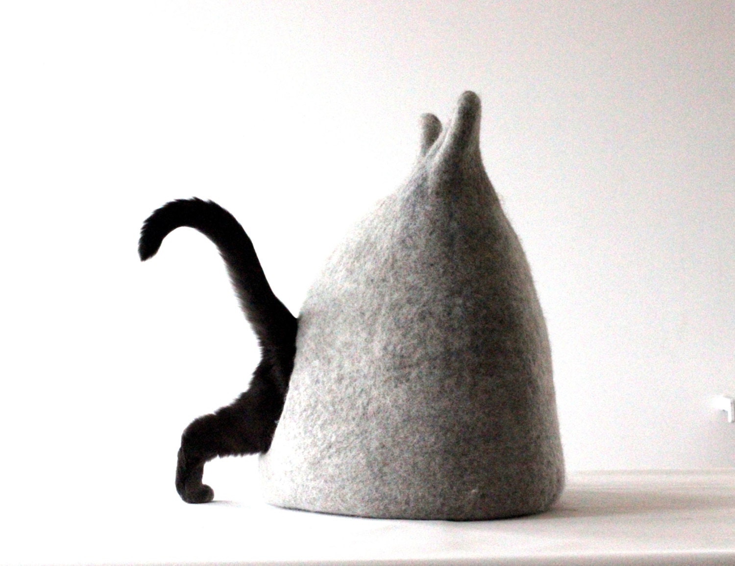 Lit Pour Animaux de Compagnie. Lit Chat Laine. Grotte Gris Clair. Cadeau Compagnie.