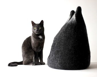 Cat bed. Charcoal grey cat house. Felted wool cat cave. Unique gift for pets.