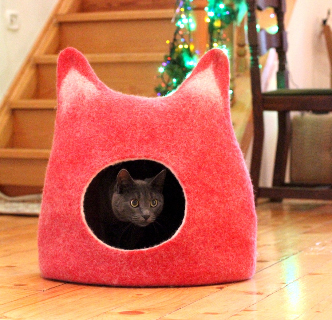 Red Cat Bed Cot, Wool Cat House. Christmas Gift for Cat. Cat Nap Cat