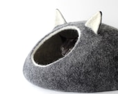 Cat cave with ears. Wool cat house. Gift for pets