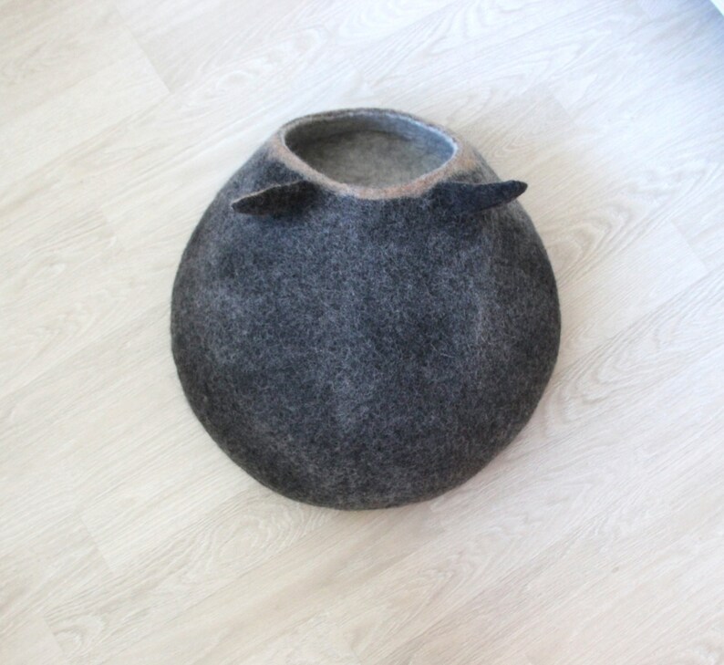 Small dog bed from natural wool in black brown with natural white. Pet bed with ears. image 3