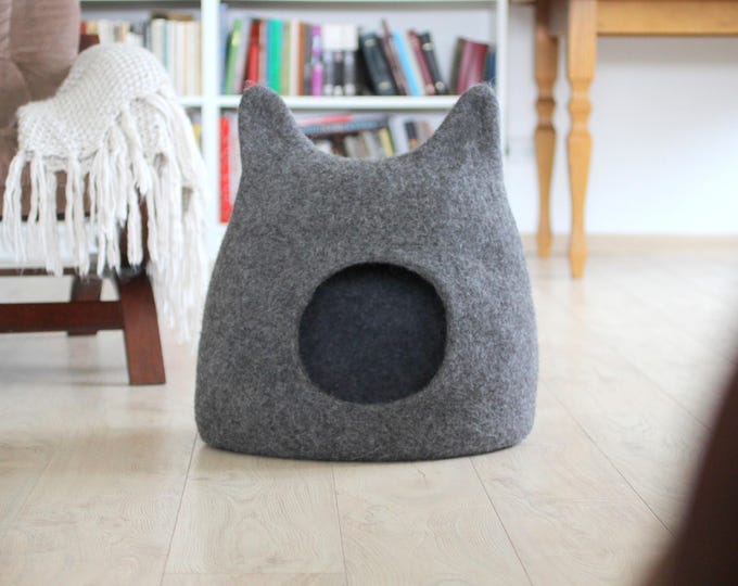 Cat bed. Pet Christmas gift. Wool cat house. Modern cat cave.