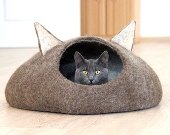 Pets bed, Cat bed, cat cave, cat house, ecofriendly handmade felted wool cat bed, natural brown and natural light cat bed, gift for pets