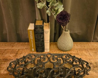 Vintage Cast Iron Scroll Trivet Warmer Stand | Three Tealight Cups | Ornate Acanthus Top | Gothic Medieval Décor | Food Warmer