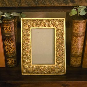 Vintage Ornate Acanthus Scroll 4x6 Picture Frame | Italian Gilt, Gothic Style