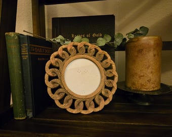 Vintage Round Chain Link Picture Frame | Wood Tone | 4” Photo | Easel Back | Dark Maximalist