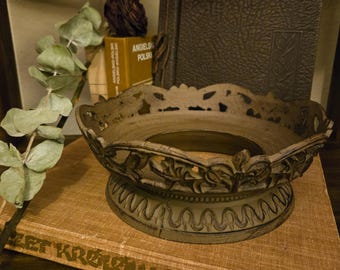 Vintage Karidesign Renaissance Brown Metal Bowl Stand | Reticulated Botanical Crown | Ornate Scroll Base | Dark Maximalist Décor