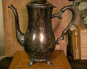 Vintage WM Rogers 800 Silverplate Coffee Tea Pot | Footed Victorian | Scroll Handle Spout | Acorn Finial | Patinated Silver