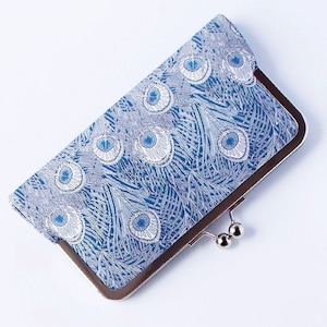 Bolso de mano, bolso de pavo real azul con estampado Liberty &#39;Hera&#39;, bolso de mano Art Nouveau para bodas de verano