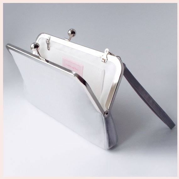 Silver bridal clutch Clearance