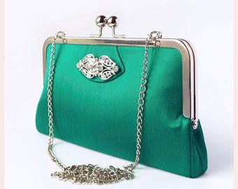 green shoulder bag, silk evening purse, clutch bag in emerald green for wedding, evening clutch purse