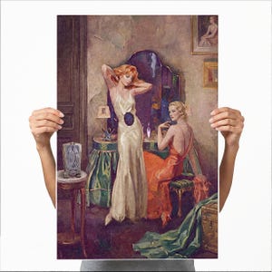Könnte beinhalten: Eine Illustration im Vintage-Stil zeigt zwei Personen in einem Raum. Eine Person steht in einem cremefarbenen Kleid mit einem dunklen kreisförmigen Ausschnitt an der Taille, die andere sitzt in einem roten Kleid. Ein kleines Radio steht auf einem Tisch.
