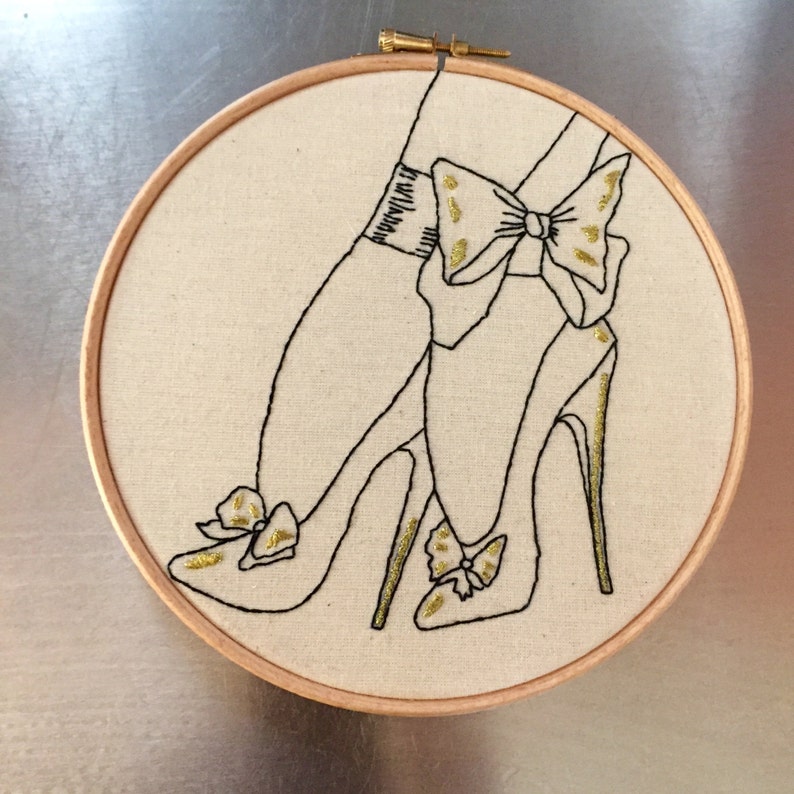 suitable for beginner The Black and Gold Bow Stilettos Bizarre Pin-Up Modern EMBROIDERY KIT
