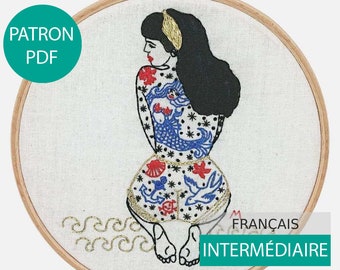 Patron et Tutoriel de Broderie Moderne, fichier PDF (Français) à télécharger. La Fille d'Eté Tatouée. - Broderie Main niveau intermédiaire
