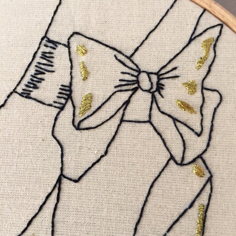suitable for beginner The Black and Gold Bow Stilettos Bizarre Pin-Up Modern EMBROIDERY KIT