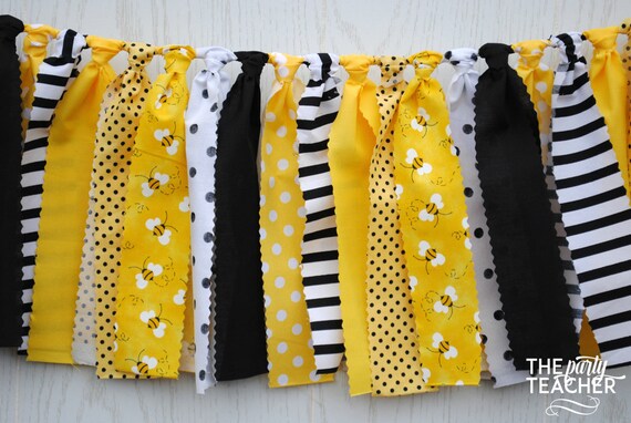 Bumble Bee Fabric Bunting, Bumble Bee Fabric Garland, Bumble Bee Bunting, Bumble Bee Garland, Bumble Bee Party, Bee Baby Shower, Bee Decor Il_570xn
