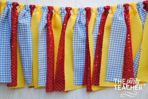 Wizard of Oz Fabric Bunting, Wizard of Oz Fabric Garland, Wizard of Oz Bunting, Wizard of Oz Garland, Wizard of Oz Party, Wizard of Oz Prop Il_570xn
