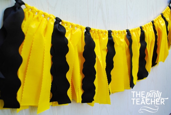 Peanuts Bunting, Charlie Brown Fabric Bunting, Charlie Brown Fabric Garland, Charlie Brown Bunting, Charlie Brown Garland, Peanuts Party Il_570xn