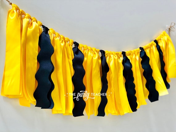 Charlie Brown Ribbon Garland, Charlie Brown Ribbon Bunting, Charlie Brown Garland, Charlie Brown Bunting, Charlie Brown Party, Peanuts Party Il_570xn