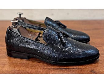 Mocasines de cuero negro hechos a mano con borlas / Zapatos de vestir formales de lujo para hombre