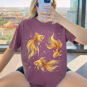 Goldfish T-Shirt, Star Aesthetic, Cute T-Shirt, Beachy Shirt, Grunge Y2K Tee, Cool Vintage Retro T-Shirt Gift, Comfort Colors Unisex T-Shirt image 4