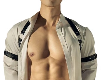 Imbracatura pettorale da uomo in pelle nera, accessorio con tracolla in stile punk gotico