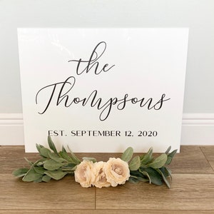 Personalized Acrylic Welcome Sign, modern calligraphy signs | Custom Acrylic Welcome Sign | Minimalist Wedding | Modern Weddings -WS24