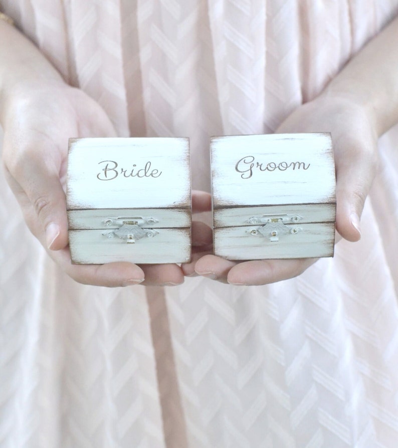 bride and groom ring box