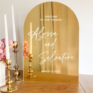 Arch Mirror Welcome Wedding Sign | Modern Calligraphy Welcome Sign | Mirror Acrylic Wedding Signage - WS60