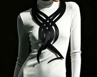 Collana vistosa in pelle nera, girocollo stile imbracatura cyberpunk, gioielli gotici audaci per il corpo, streetwear d'avanguardia, collane da collo.