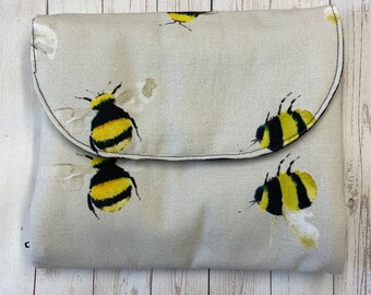 Bee folding pouch wallet