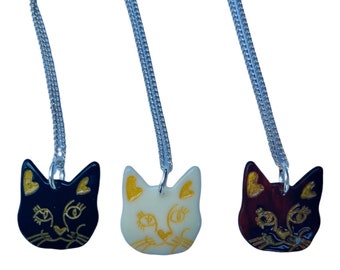 Resin Cat Face Necklace cream black or brown