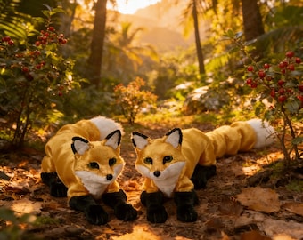 3D Printed Articulated Golden Fox Figurine, Poseable Desk Toy, Woodland Animal Decor