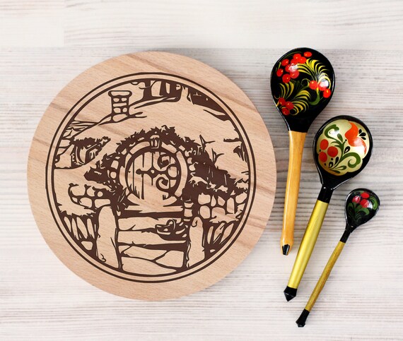 Hobbit door cutting board - Lord of the Rings - Personalized Engraved Cutting Board