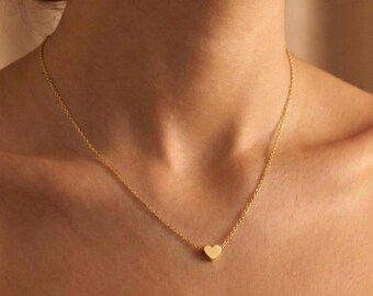 Dainty Gold Heart Necklace, Tiny Heart Love Necklace, Minimalist Everyday Necklace, Valentine's Day Gift for Girlfriend, Romantic Gift