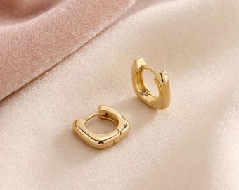 Geometriska fyrkantiga Huggie Hoop-örhängen, enkla, eleganta vardagsörhängen, minimalistiska örhängen, julklapp till henne, brudtärnepresenter