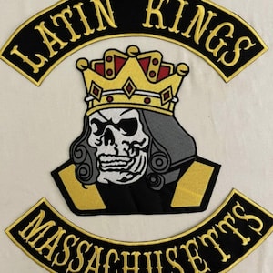 Conjunto de patches Latin Kings Massachusetts, tamanho grande, para jaqueta de motociclista com caveira coroada bordada.