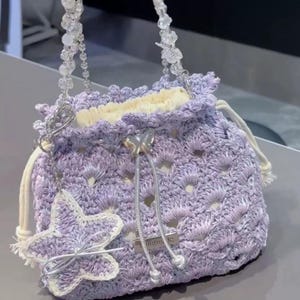 Bolsa de crochê sereia feita à mão | Bolsa com ponto concha em tons pastel de arco-íris