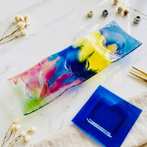 Set de Verre Fusionné Artisanal - Centre de Table Vague Multicolore & Vide-Poche Bleu Cobalt - Décoration Contemporaine en Verre Fusing